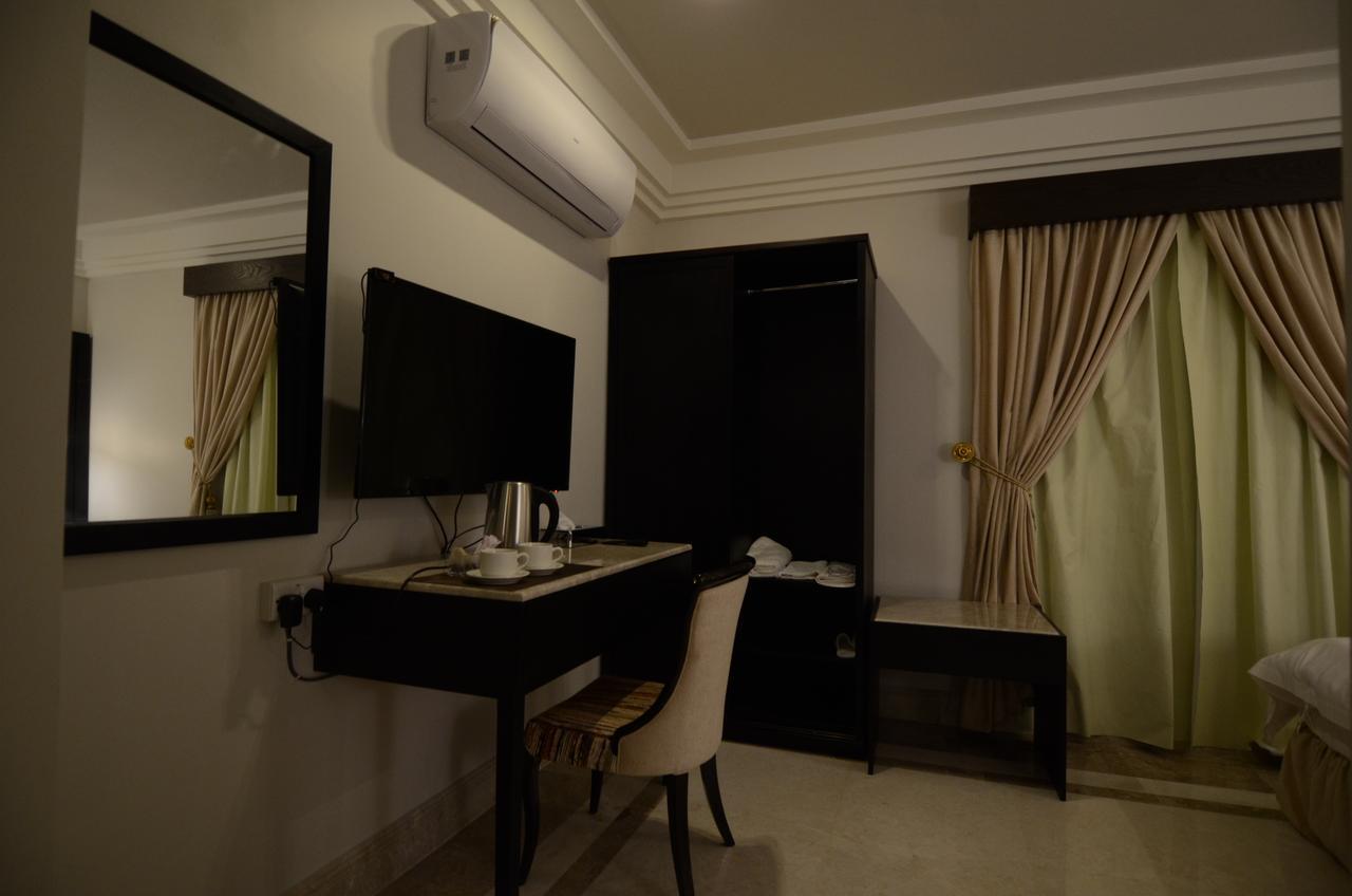 Al Joory Suites Hotel Khafji Extérieur photo